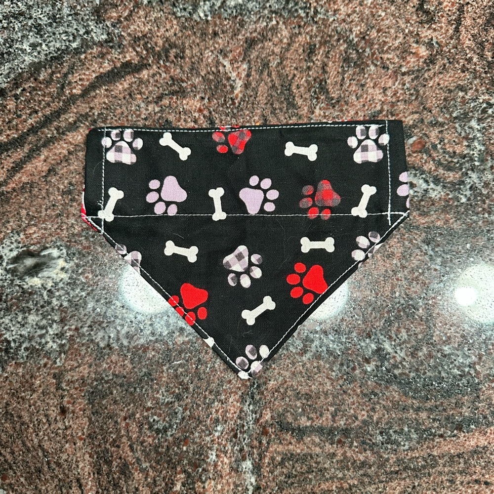 Handmade Reversible pet bandana in plaid paw print design